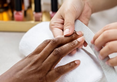 Classic Manicures: A Comprehensive Overview